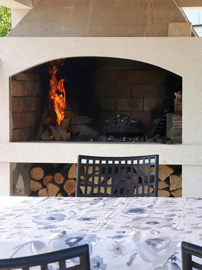 Apartment Tin Pinezići Dış mekan fotoğraf